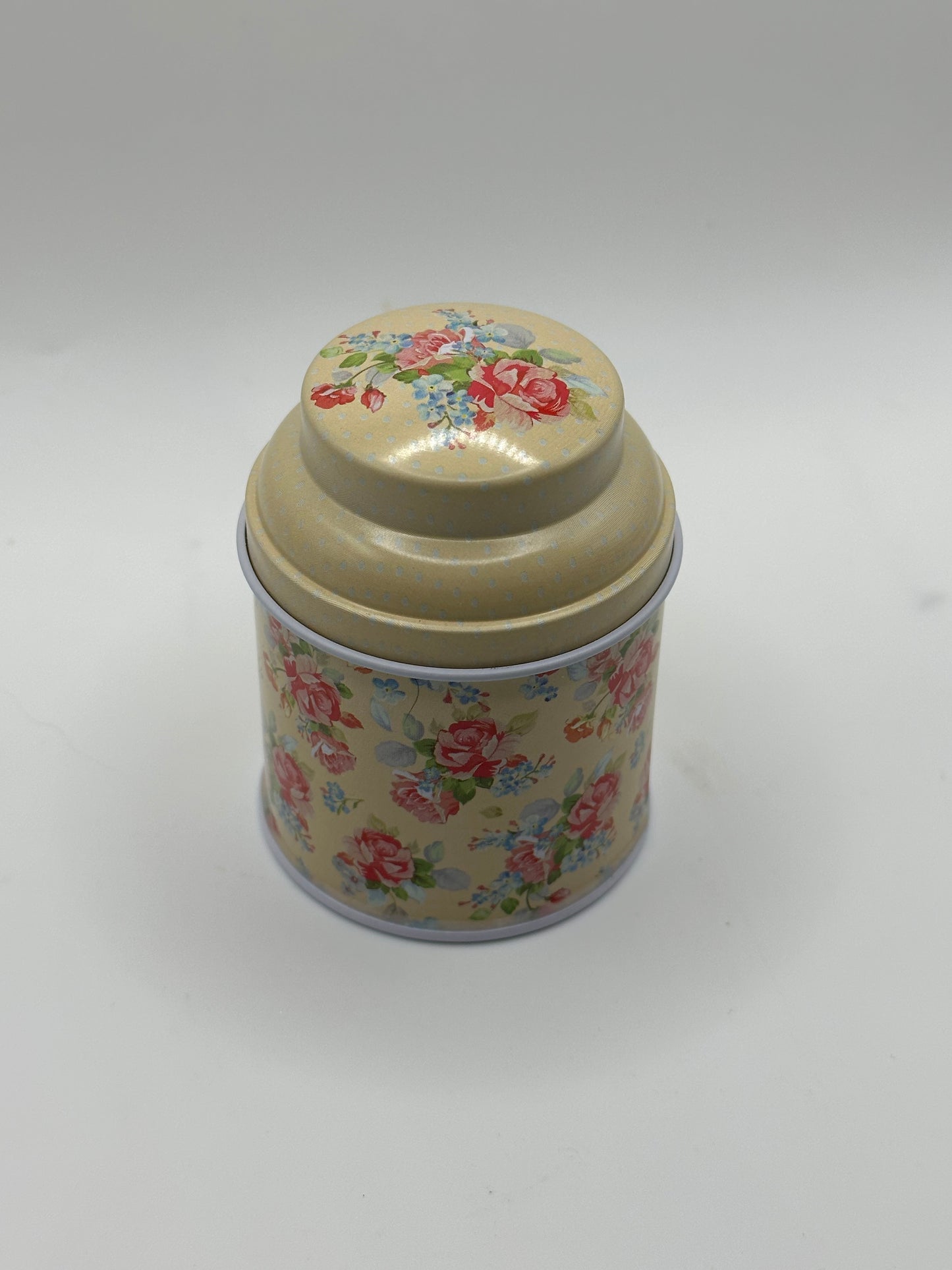 Mini Lavender and Gardenia Candles in Reusable Floral Tins